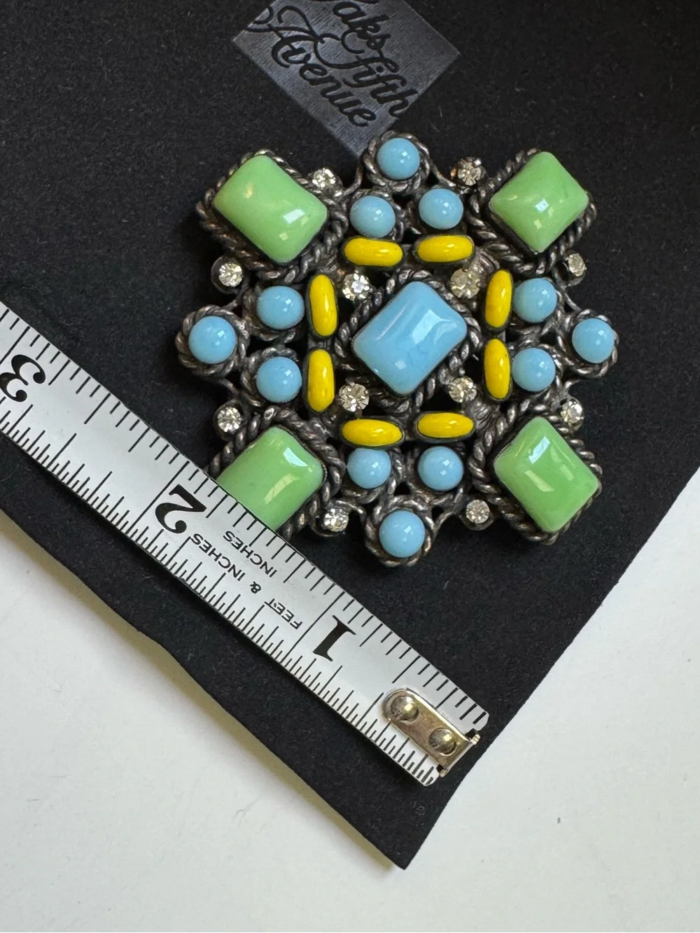 CHANEL Maison Gripoix Rare! Vintage 1996 Printemps brooch 🌼🌿